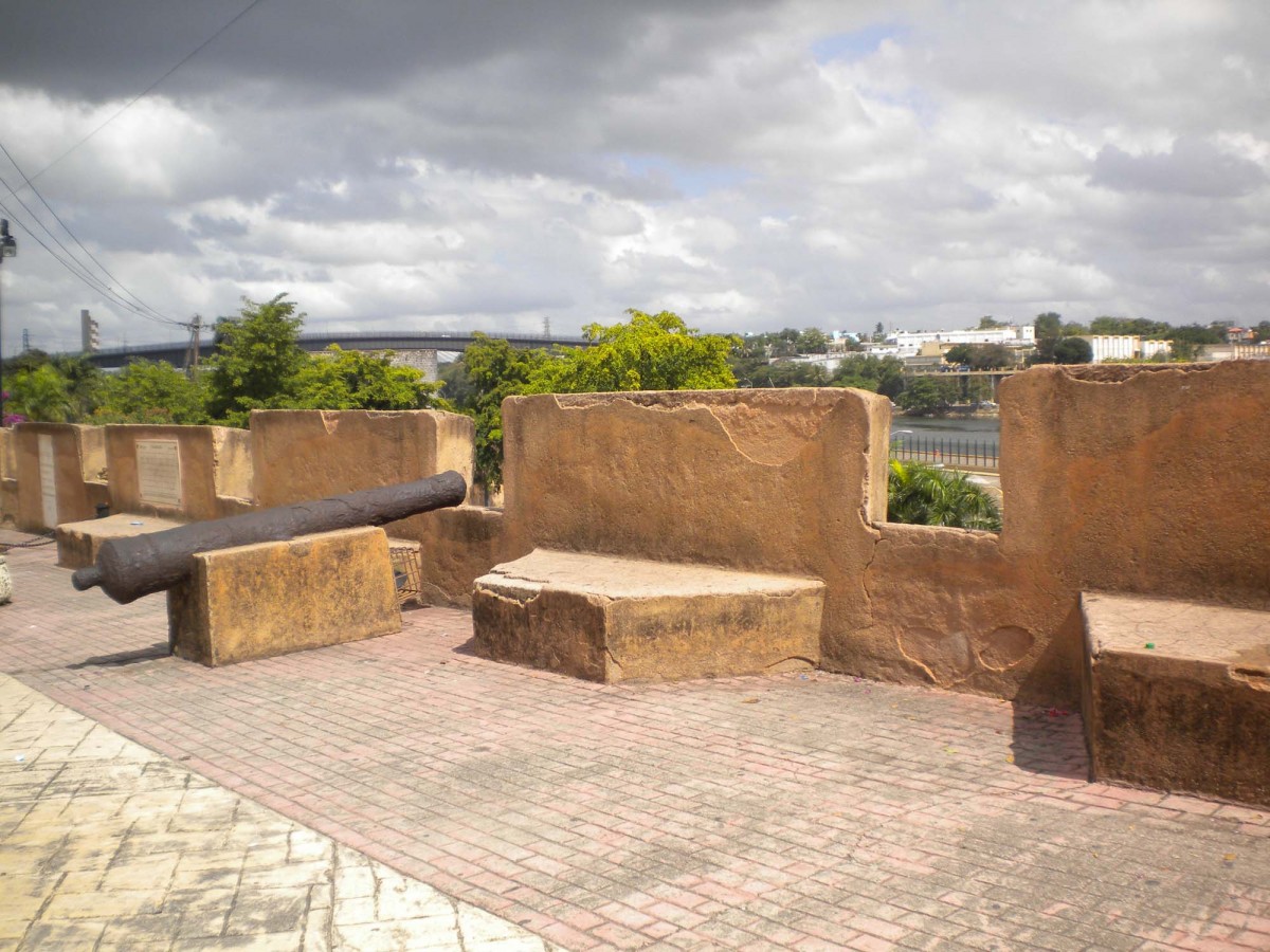 DSCN0595_Santo Domingo Fort-1
